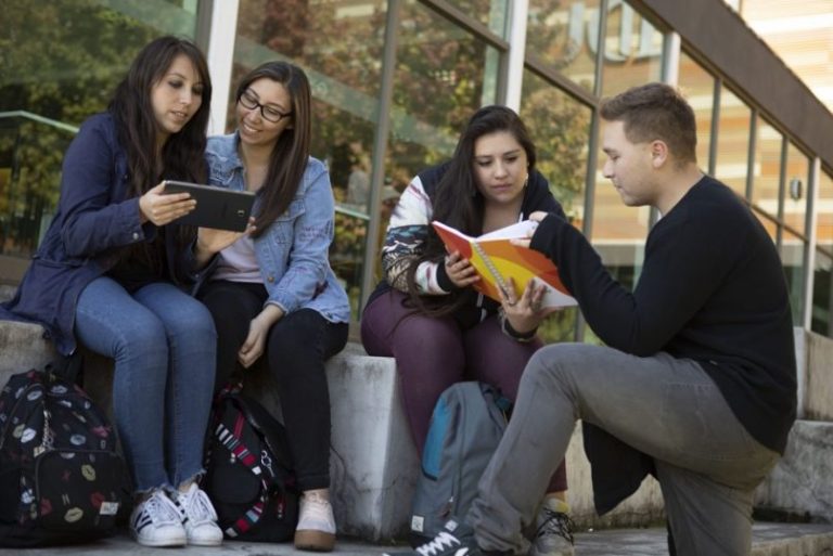 Innovación y colaboración marcan jornada de fortalecimiento de tutorías